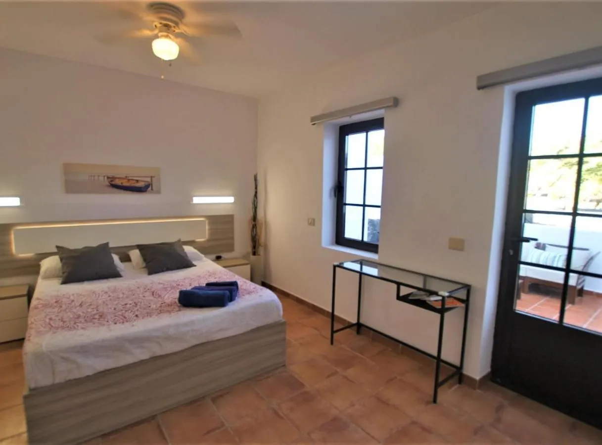 Vivienda Vacacional La Vela Baja Puerto Calero 0*,